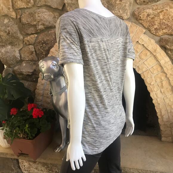 Kuhl Gray Short Sleeve Shirt Women's Size XS - Picture 2 of 6